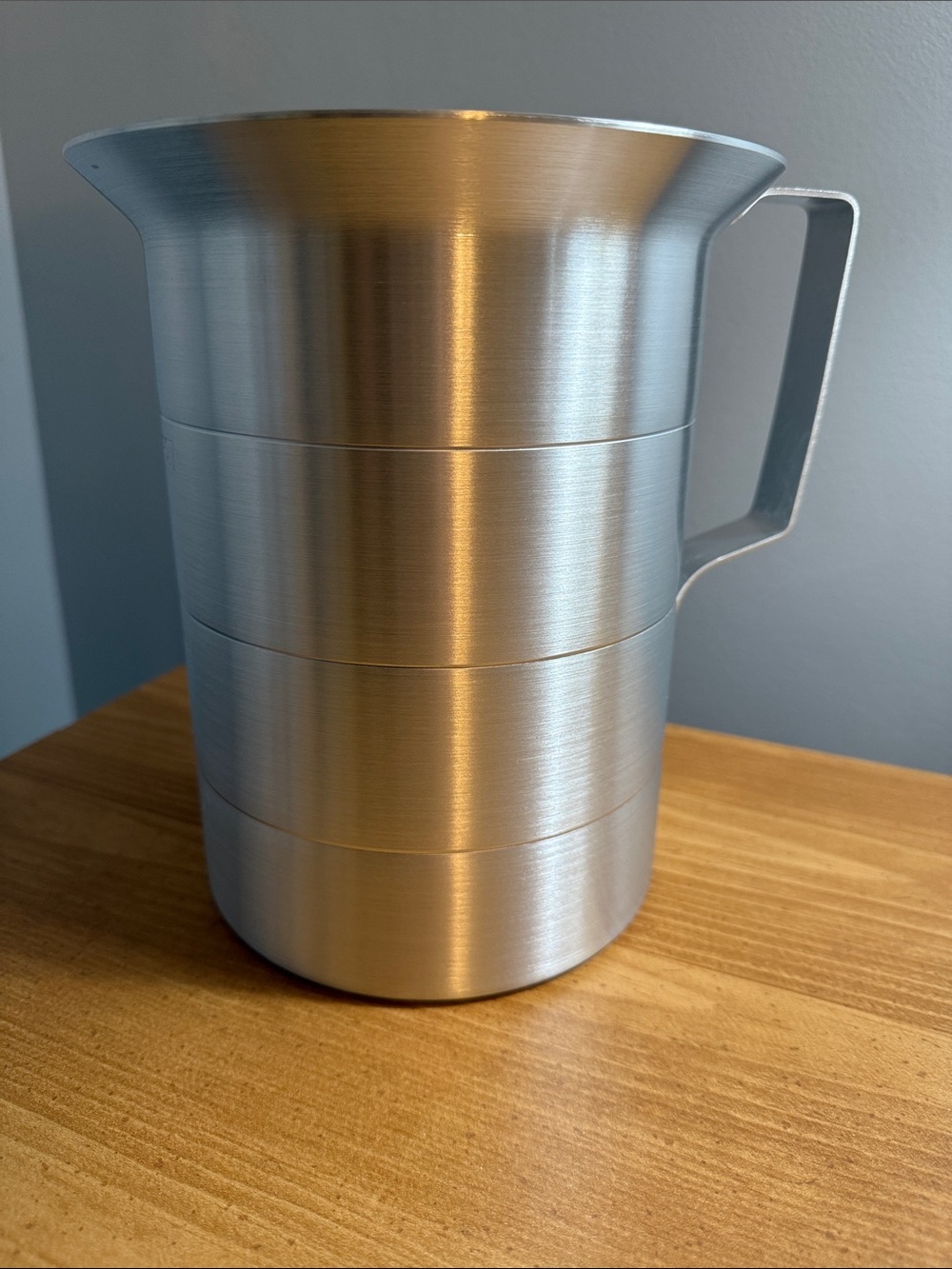 4 Quart Aluminum Stacked Measuring Pitcher - Silver